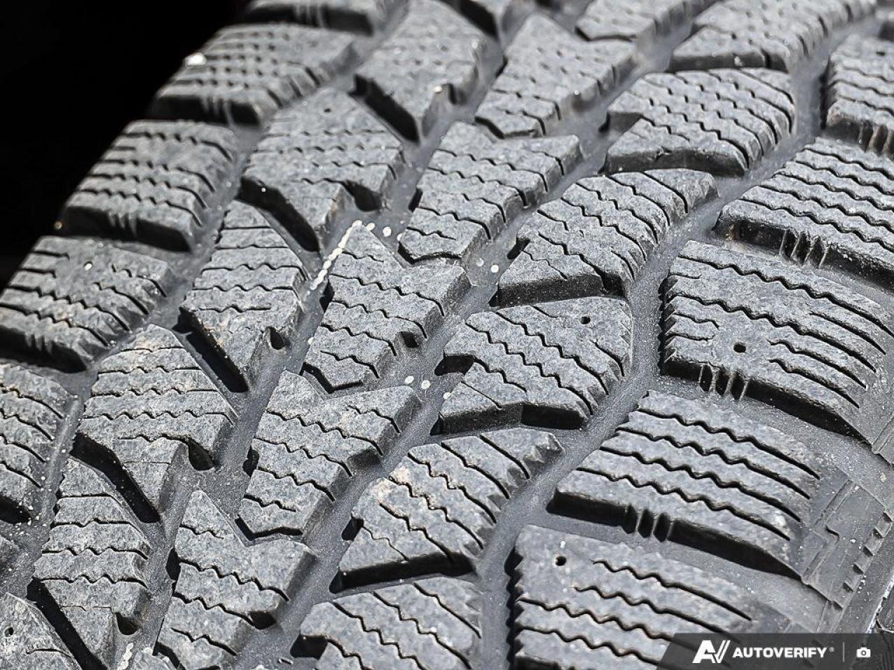 2012 Dodge Grand Caravan SEEXPRESS, V6, UCONNECT, TRI-ZONE CLIMATE, ALLOYS, Photo