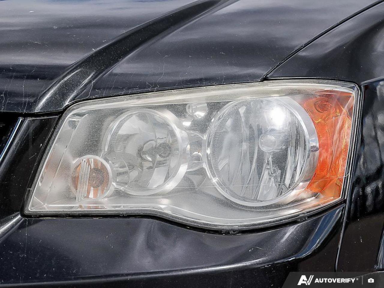 2012 Dodge Grand Caravan SEEXPRESS, V6, UCONNECT, TRI-ZONE CLIMATE, ALLOYS, Photo