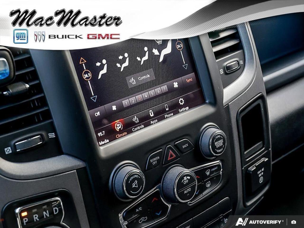 2019 RAM 1500 Classic ExpressBLACK EXPRESS, HEMI, CREW, 4X4, HEATED CLOT Photo