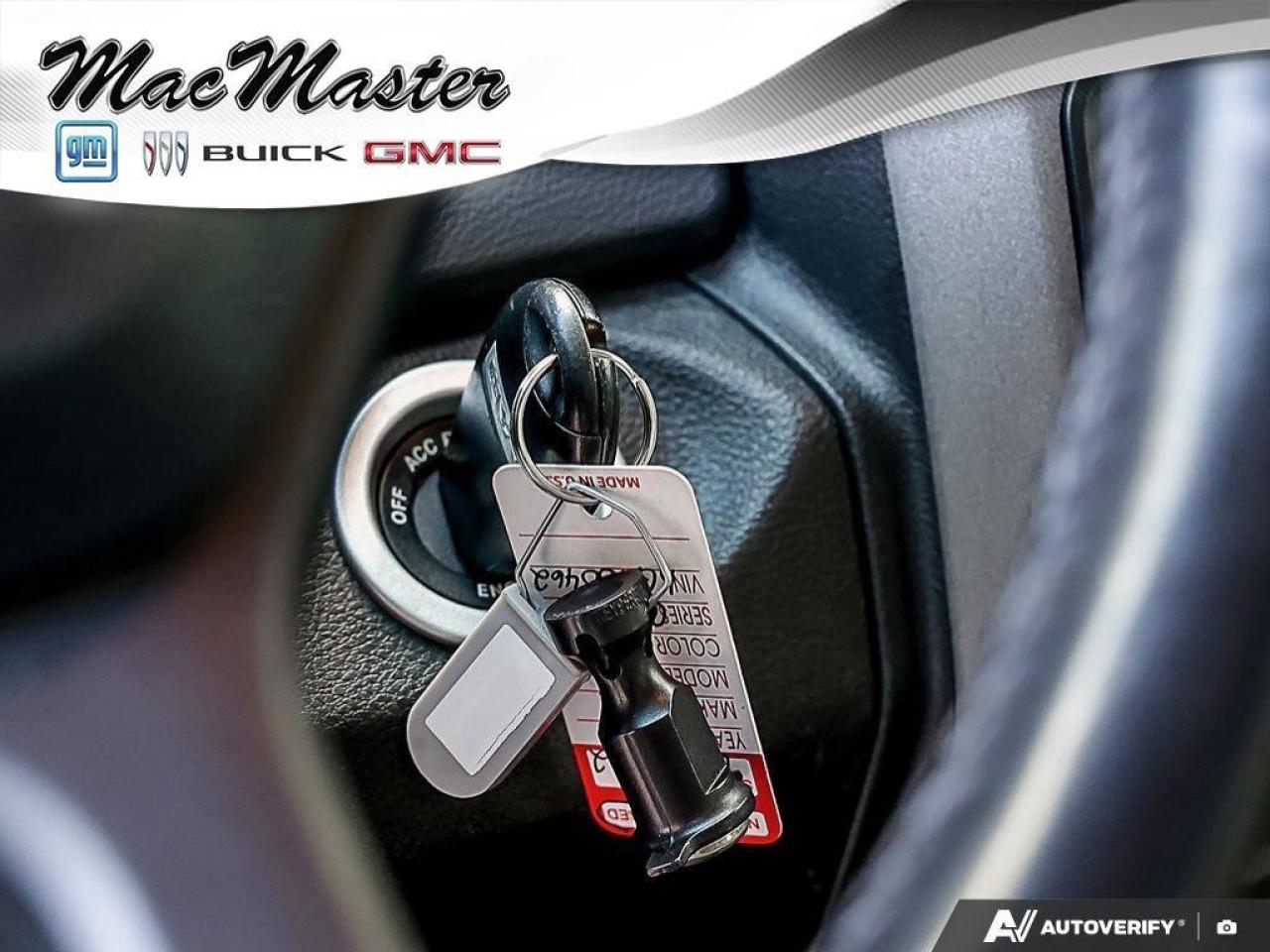 2019 RAM 1500 Classic ExpressBLACK EXPRESS, HEMI, CREW, 4X4, HEATED CLOT Photo