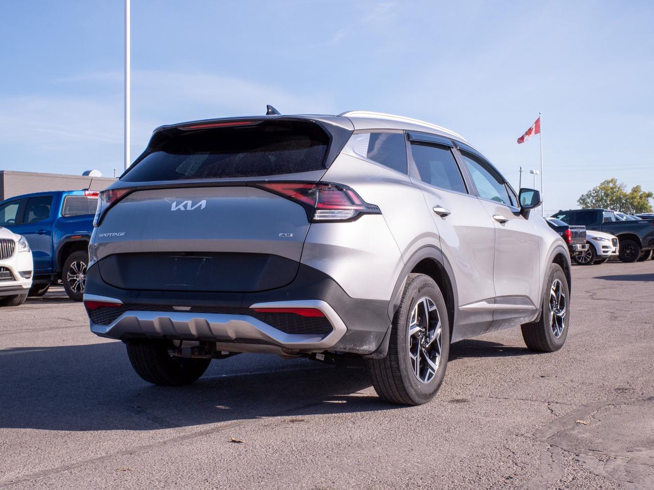 2023 Kia Sportage LX -  Parking Guidance, Perimeter Alarm Photo