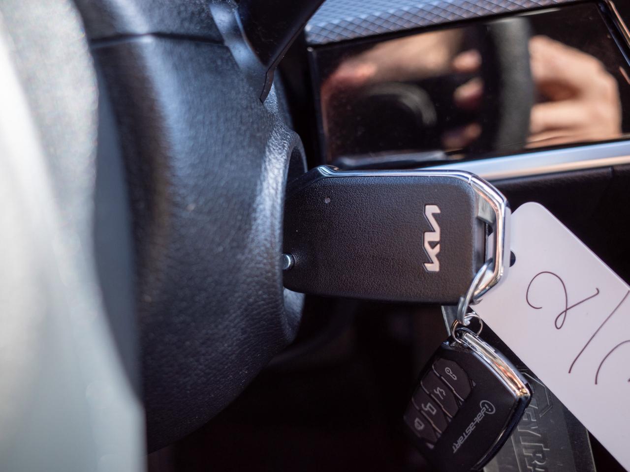 2023 Kia Sportage LX -  Parking Guidance, Perimeter Alarm Photo