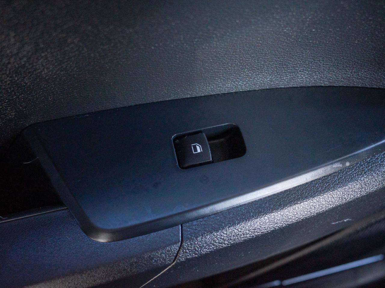 2023 Kia Sportage LX -  Parking Guidance, Perimeter Alarm Photo