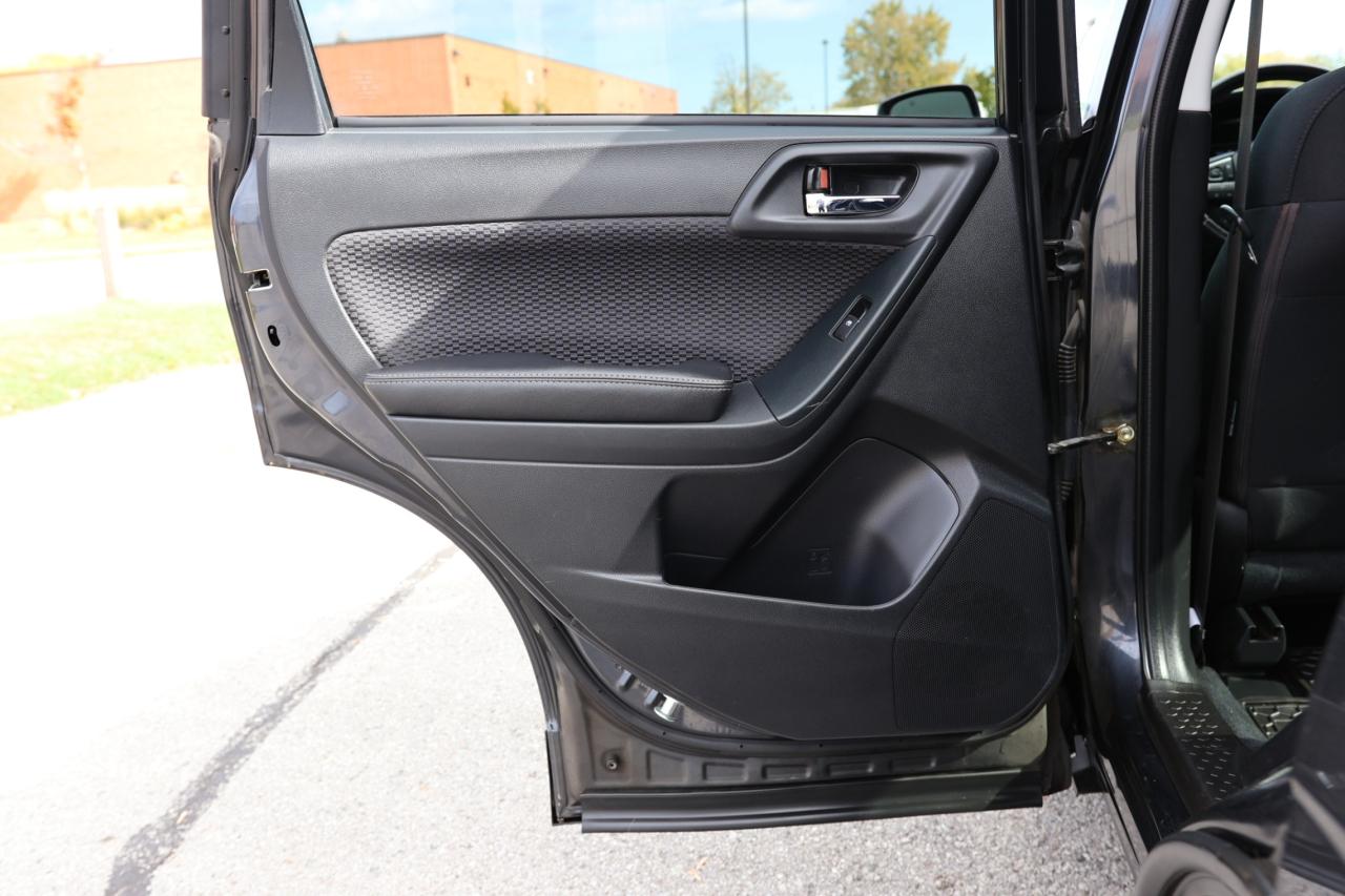 2018 Subaru Forester TOURING-6S MAN-AWD/P SEAT/PANORAMIC ROOF/BLIS/B CA Photo