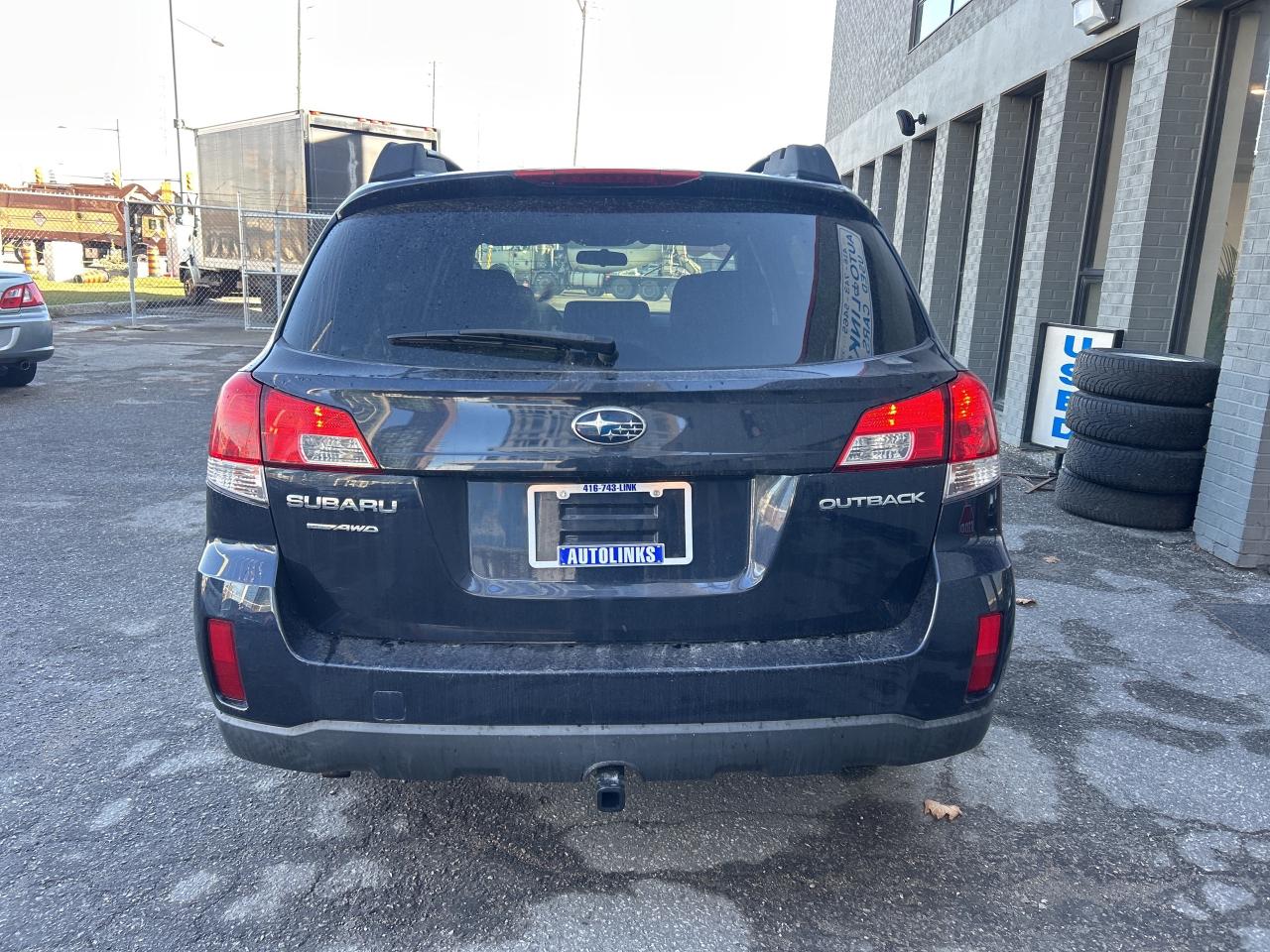 2013 Subaru Outback 5DR WGN CVT 2.5I TOURING Photo3