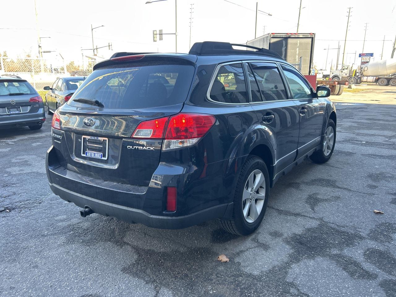 2013 Subaru Outback 5DR WGN CVT 2.5I TOURING Photo4