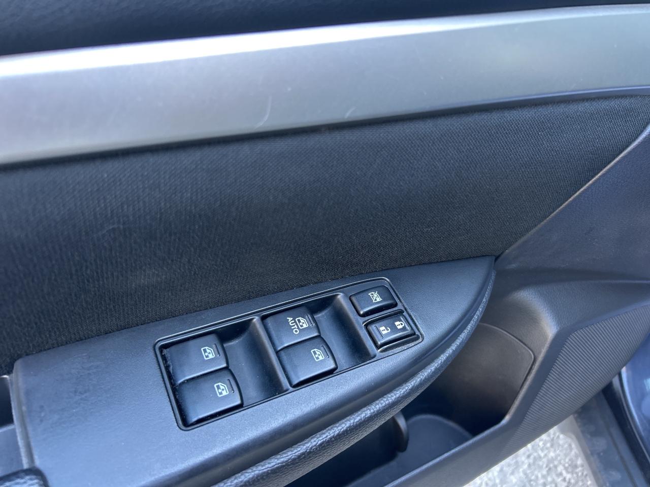 2013 Subaru Outback 5DR WGN CVT 2.5I TOURING Photo