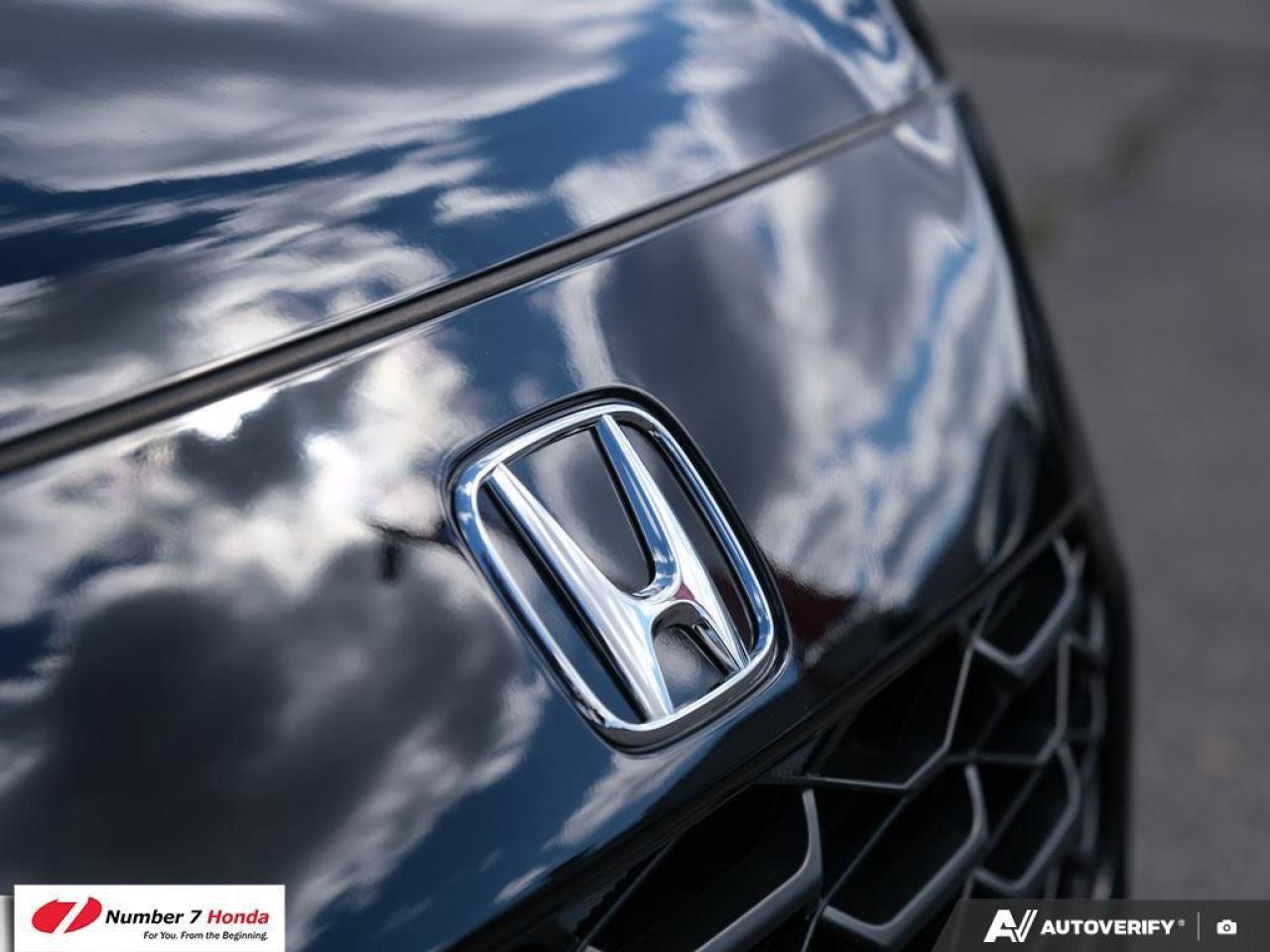 2024 Honda HR-V Lx-B *EXTENDED FACTORY WARRANTY*ONE OWNER Photo