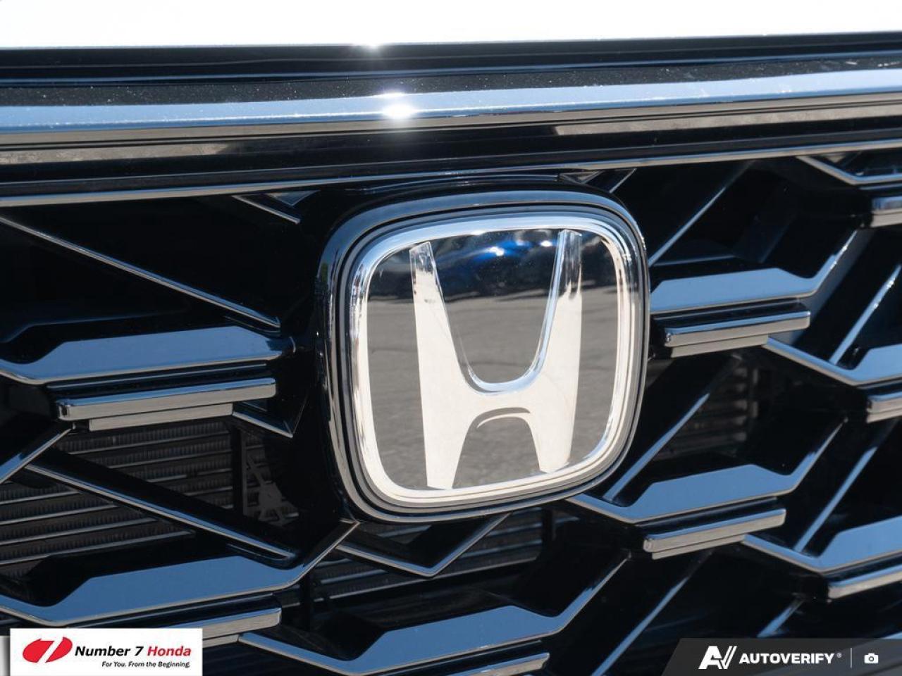 2024 Honda CR-V Hybrid Touring *EXTENDED FACTORY WARRANTY Photo