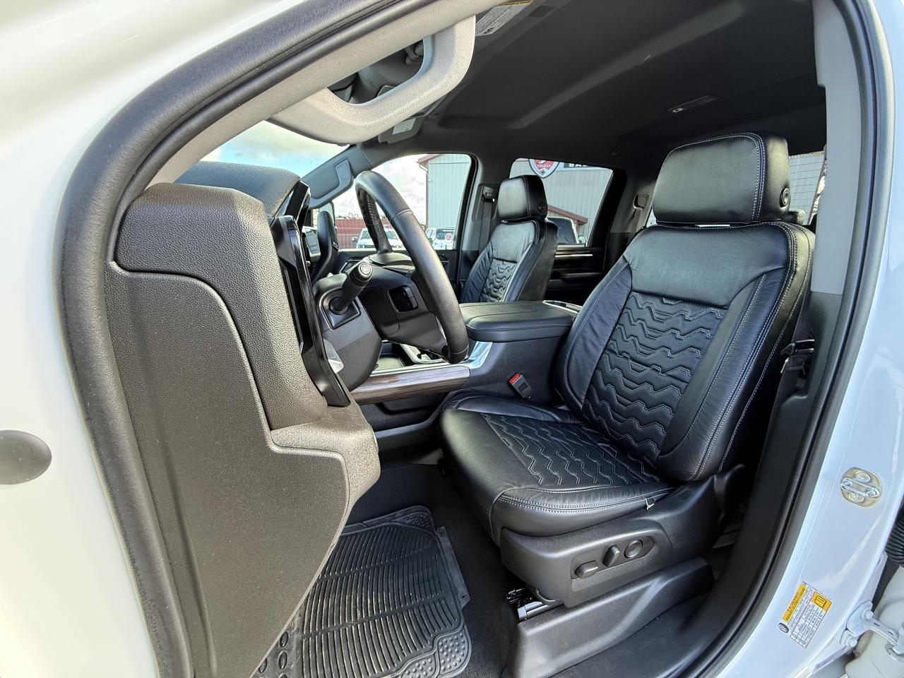 2024 Chevrolet SILVERADO 2500HD LT BDS LIFT/WHEEL/TIRE/LEATHER PKG!! Photo