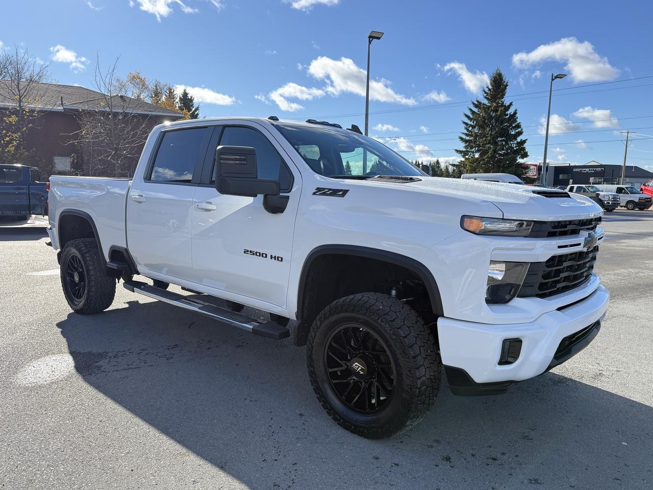 2024 Chevrolet SILVERADO 2500HD LT BDS LIFT/WHEEL/TIRE/LEATHER PKG!! Photo
