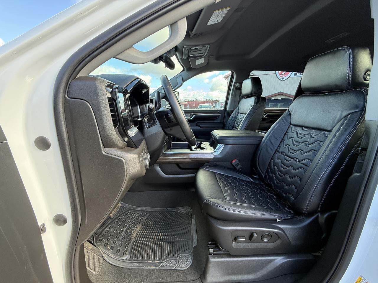 2024 Chevrolet SILVERADO 2500HD LT BDS LIFT/WHEEL/TIRE/LEATHER PKG!! Photo