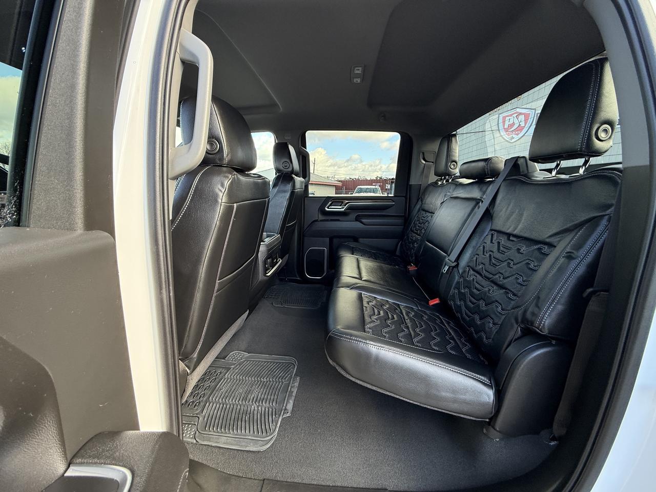 2024 Chevrolet SILVERADO 2500HD LT BDS LIFT/WHEEL/TIRE/LEATHER PKG!! Photo