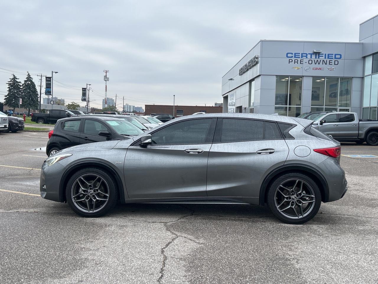 2017 Infiniti QX30 FWD 4dr Sport Photo