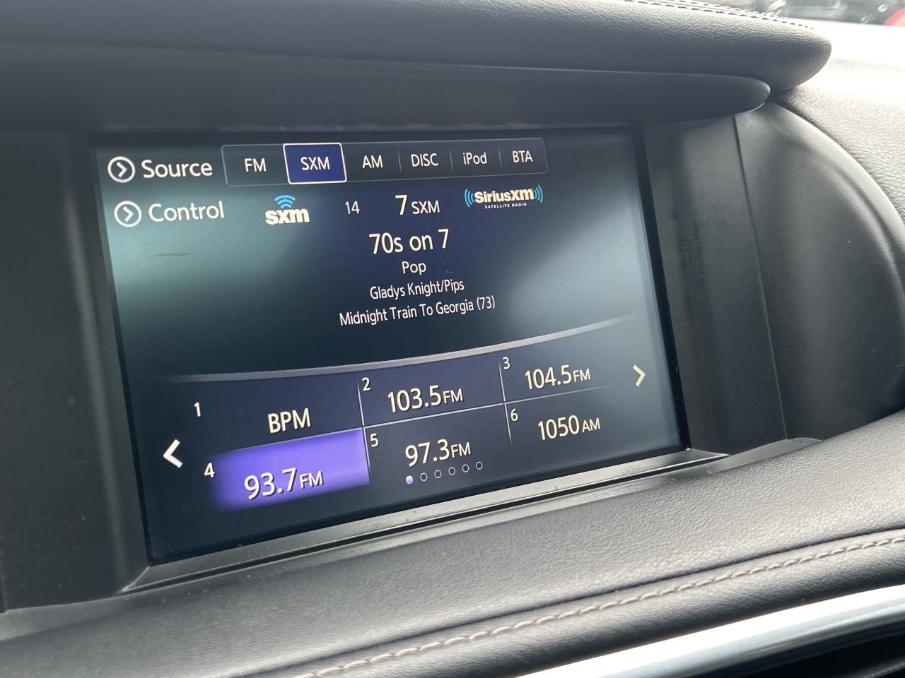 2017 Infiniti QX30 FWD 4dr Sport Photo