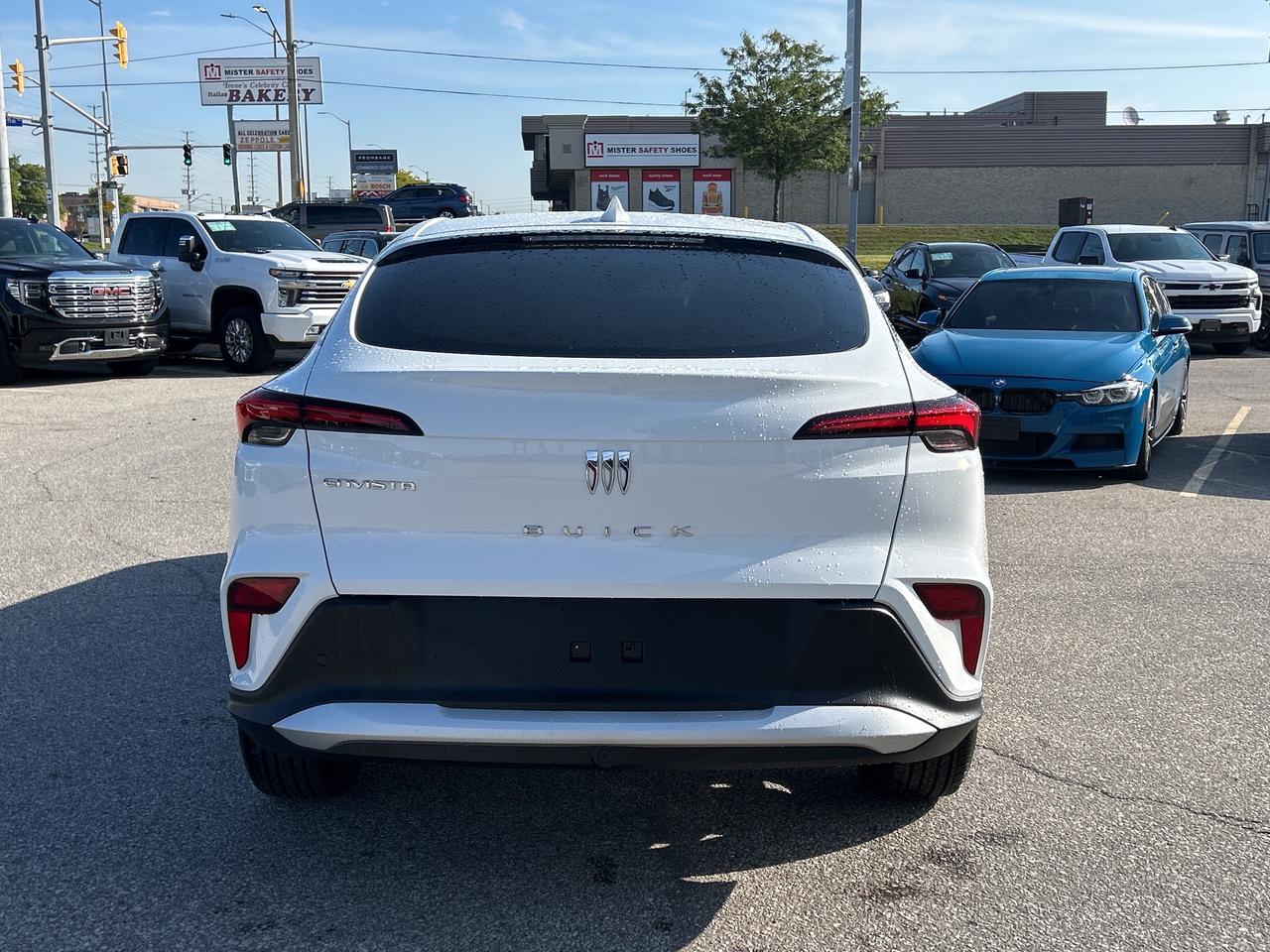 2024 Buick Envista FWD 4dr Preferred Photo