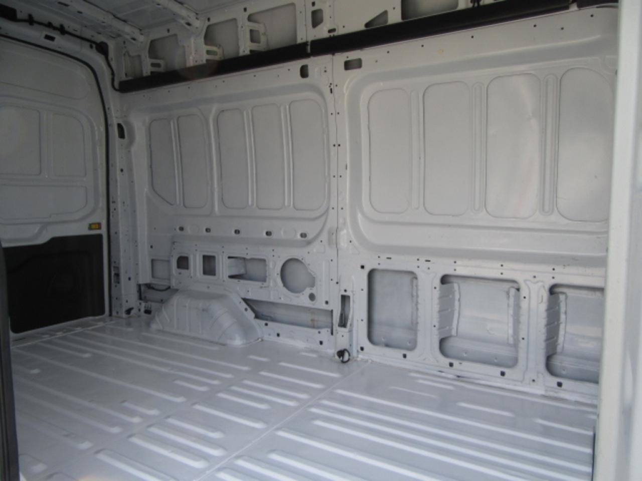 2022 Ford Transit Passenger Wagon T-250 HIGH ROOF EXTENDED ALL WHEEL DRIVE CARGO Photo2