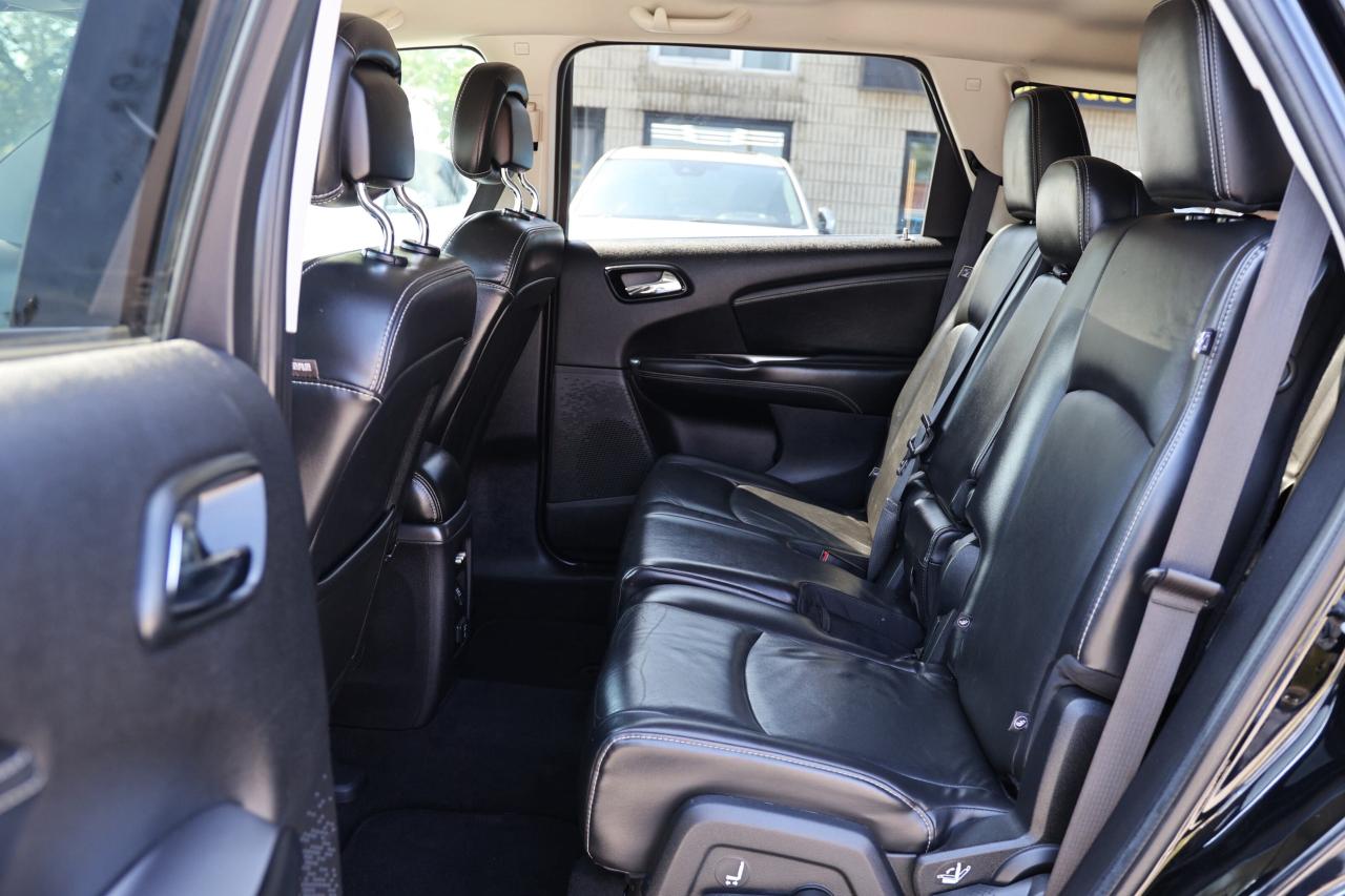 2016 Dodge Journey CROSSROAD-AWD-7PASS/DVD/NAV/LEATHER/KEYLESS/P SEAT Photo