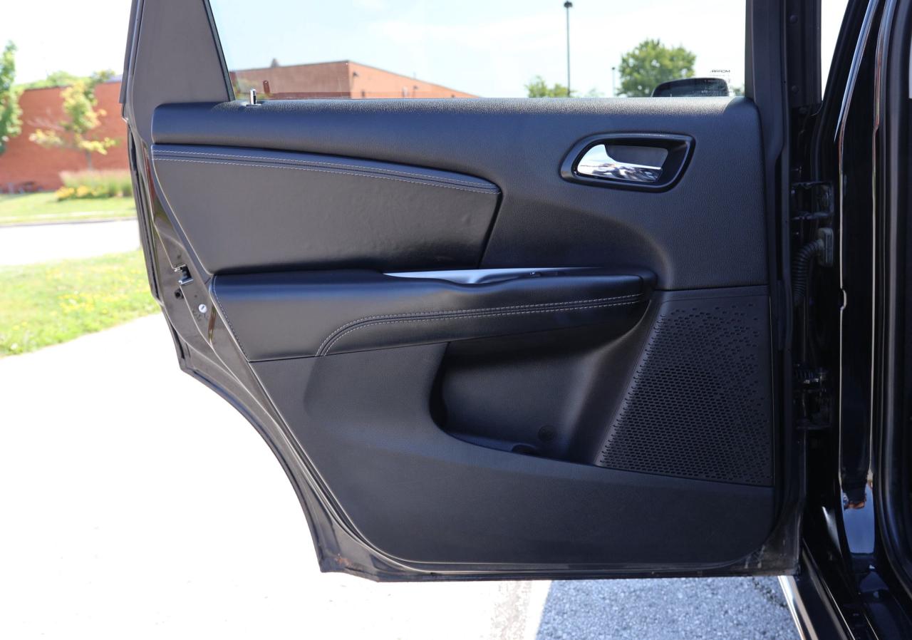 2016 Dodge Journey CROSSROAD-AWD-7PASS/DVD/NAV/LEATHER/KEYLESS/P SEAT Photo