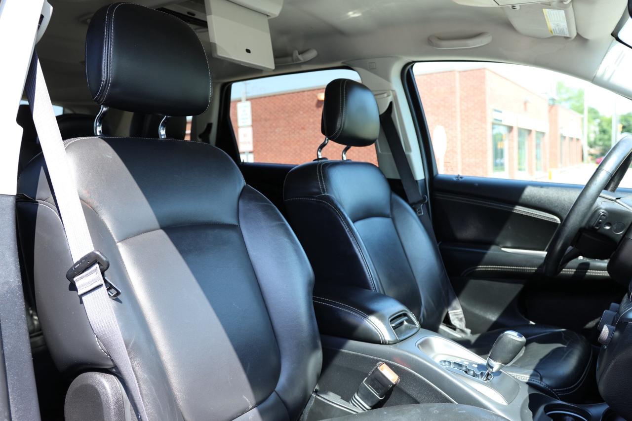 2016 Dodge Journey CROSSROAD-AWD-7PASS/DVD/NAV/LEATHER/KEYLESS/P SEAT Photo