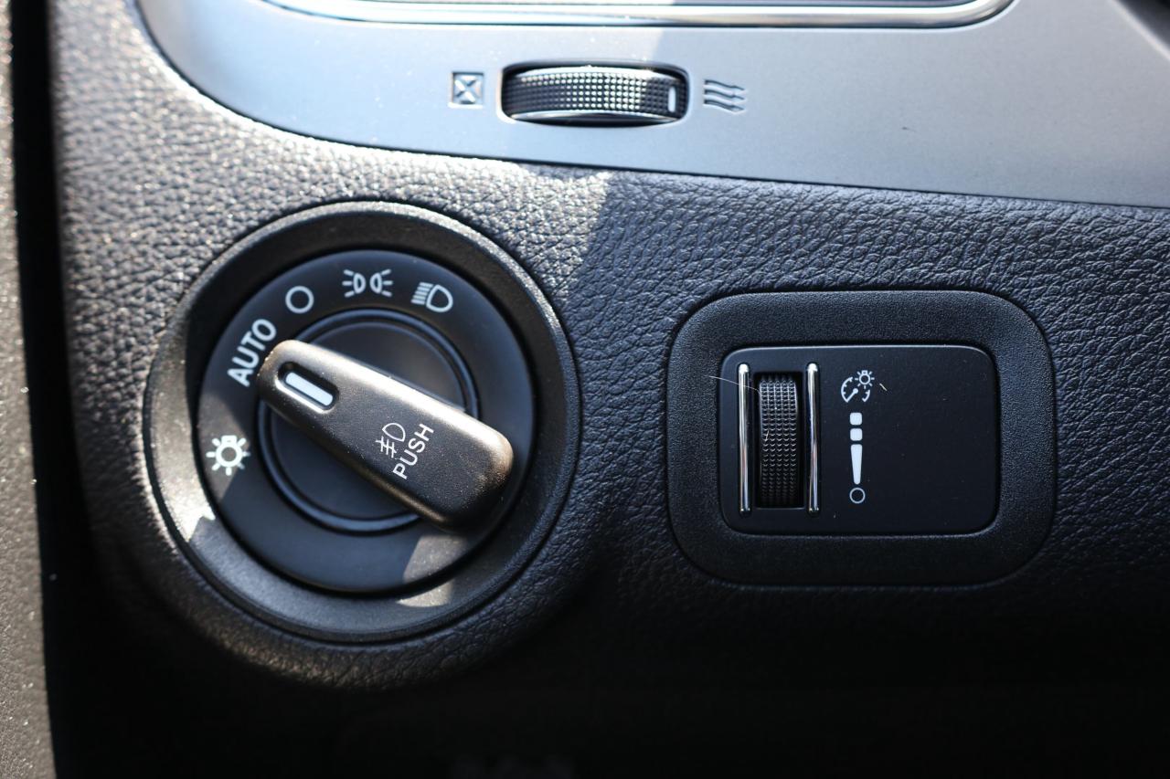 2016 Dodge Journey CROSSROAD-AWD-7PASS/DVD/NAV/LEATHER/KEYLESS/P SEAT Photo