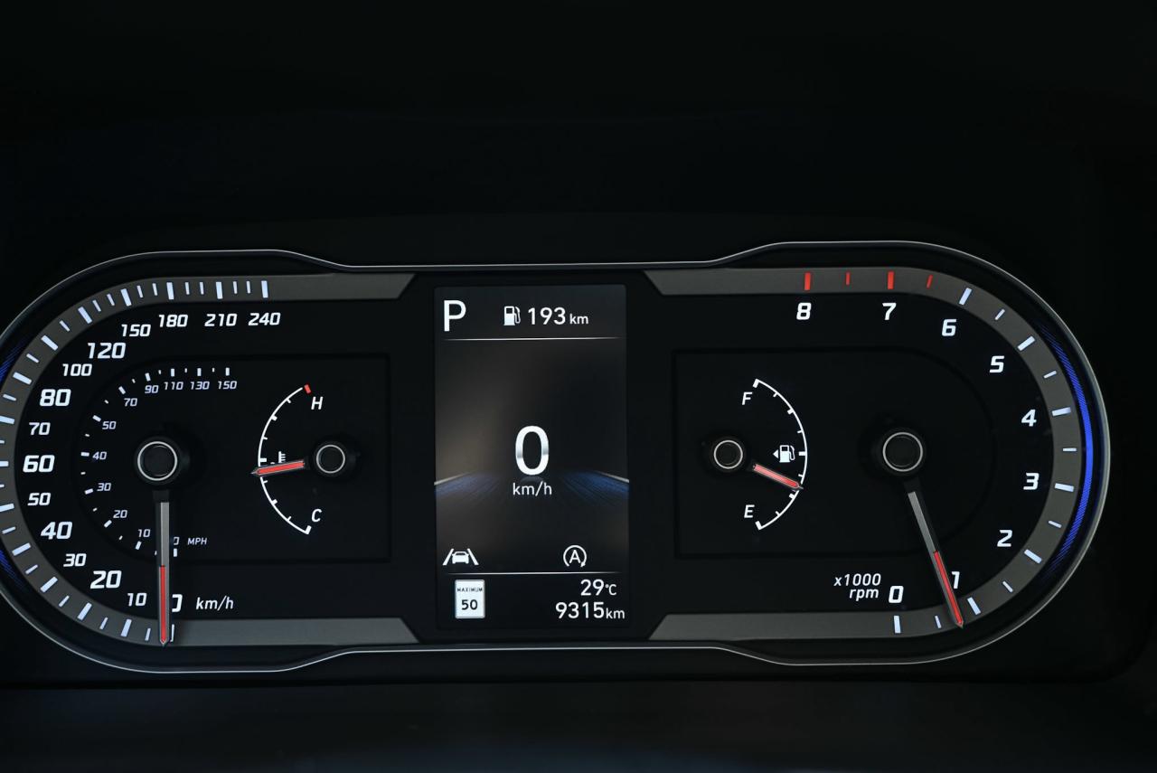 2024 Hyundai Tucson Trend AWD, ONLY 9,000 KILO WOW! Photo