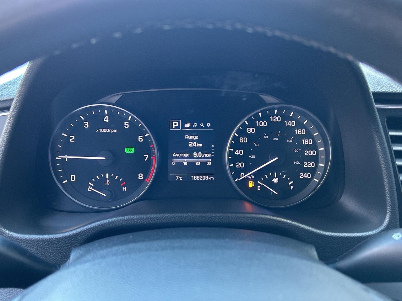 2017 Hyundai Elantra SE   BACK-UP CAM   ALLOYS   HTD SEATS   B/T   A/C Photo