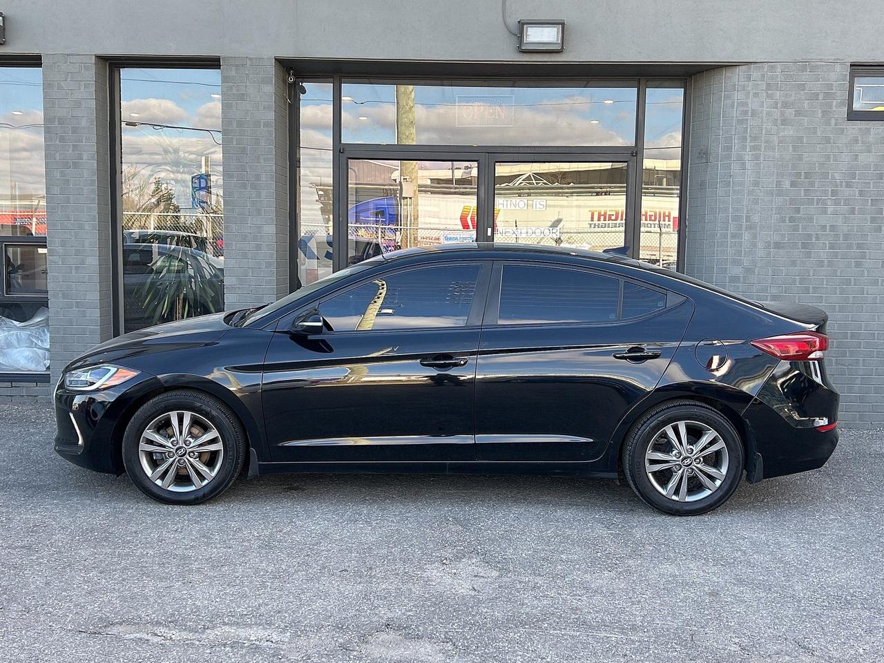 2017 Hyundai Elantra SE   BACK-UP CAM   ALLOYS   HTD SEATS   B/T   A/C Photo3