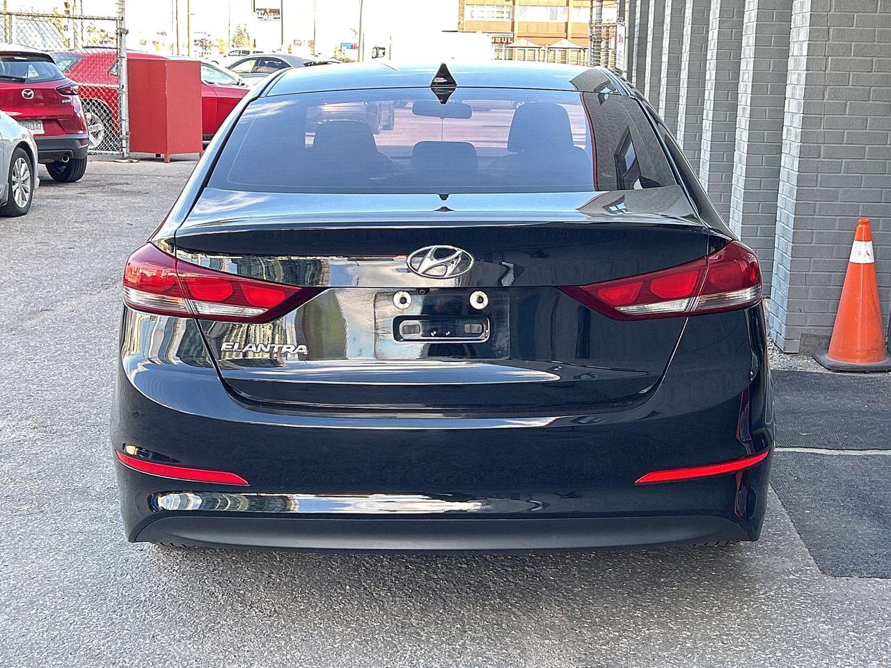2017 Hyundai Elantra SE   BACK-UP CAM   ALLOYS   HTD SEATS   B/T   A/C Photo