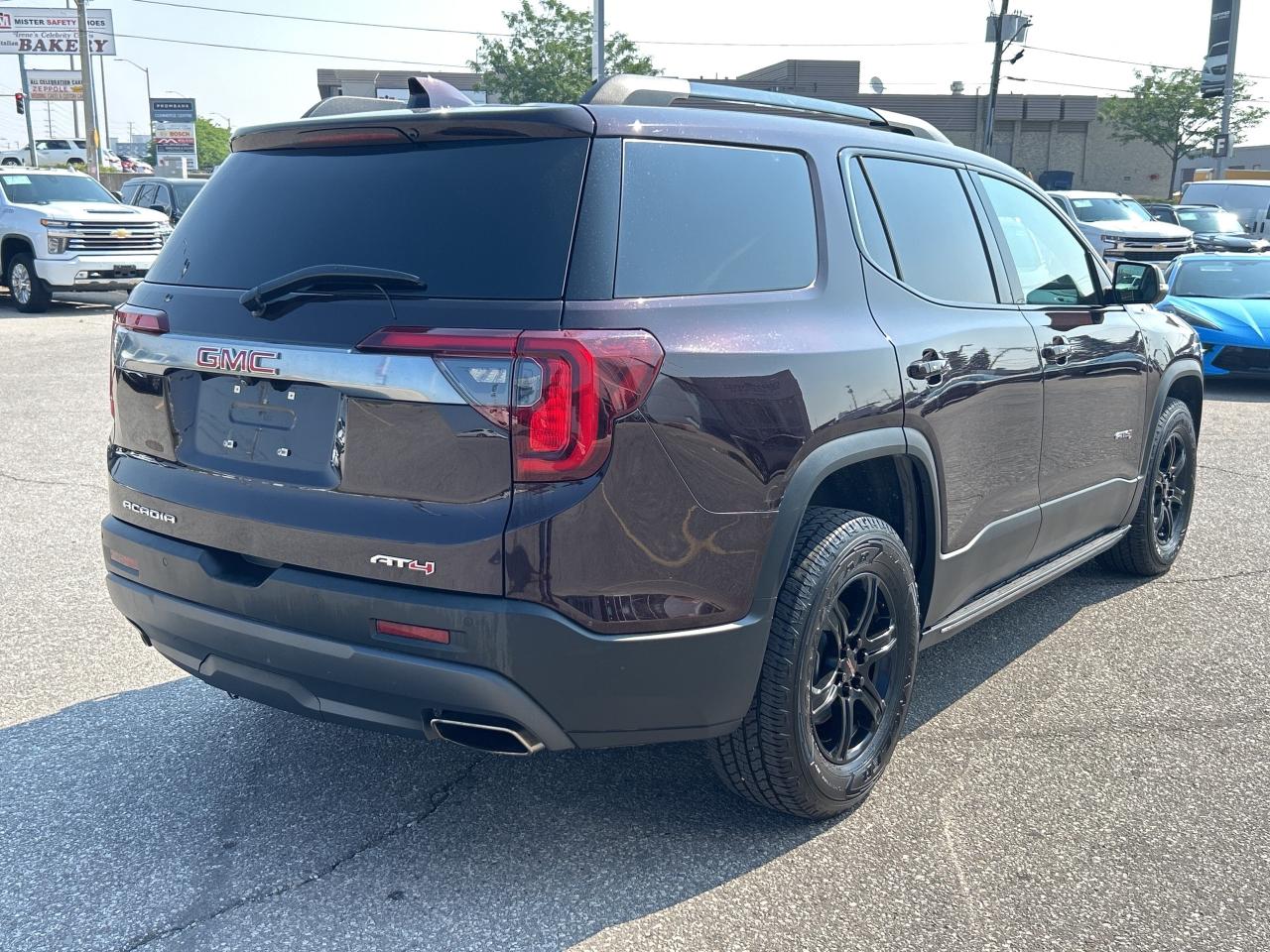 2021 GMC Acadia AWD 4dr AT4 Photo