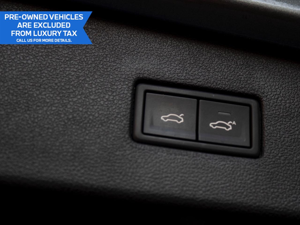 2018 Volkswagen Tiguan LOW KMS-ONE OWNER-NO ACCIDENTS Photo