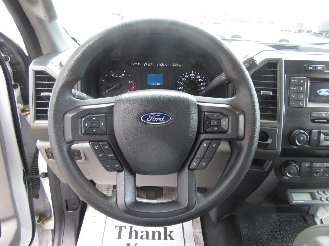 2024 Ford Super Duty F-550 DIESEL 4X4 REG CAB 16FT WITH NEW REEFER SYSTEM Photo