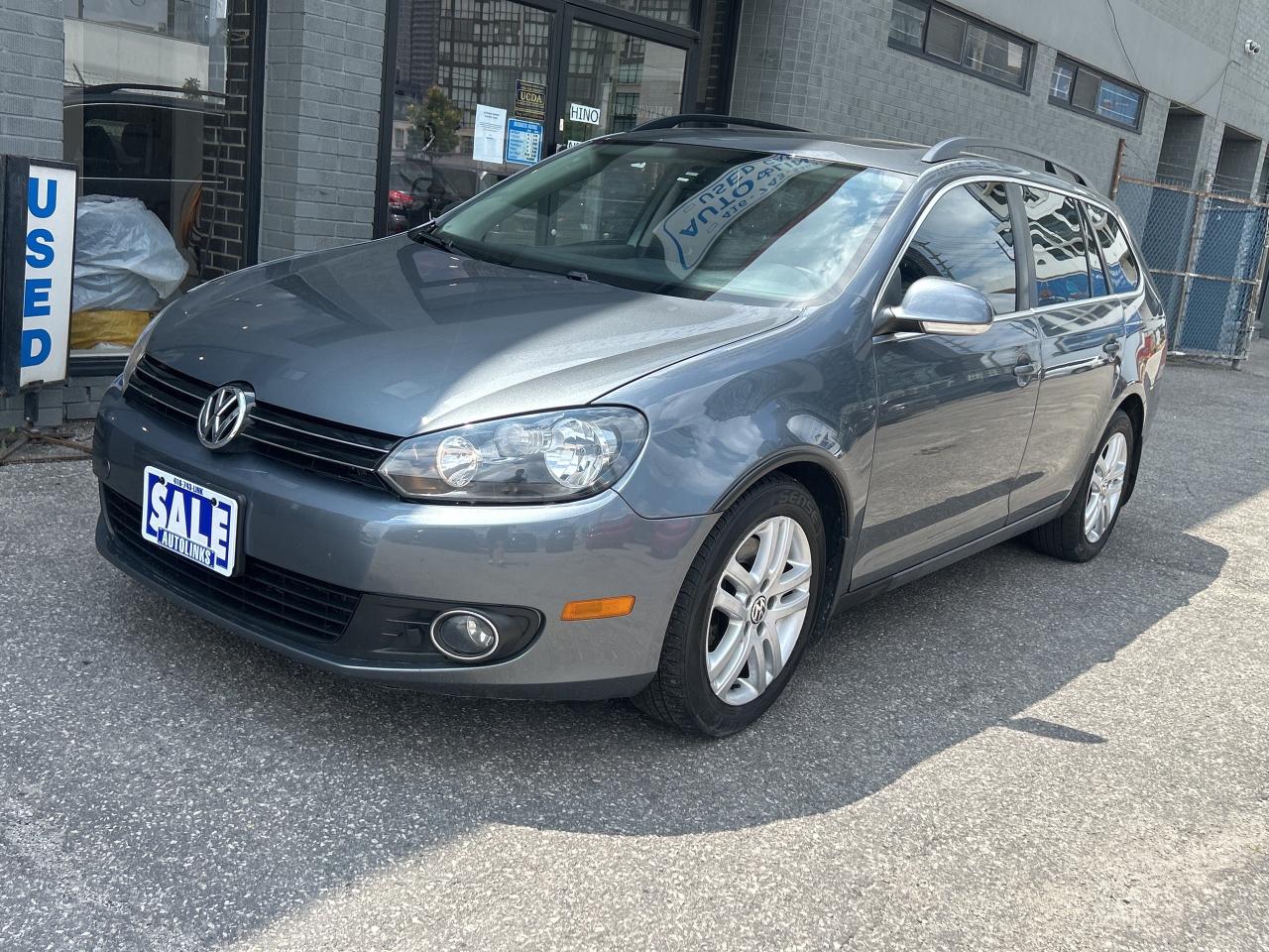 2011 Volkswagen Golf Wagon 4dr TDI DSG Highline   TDI SAVE ON FUEL Photo3