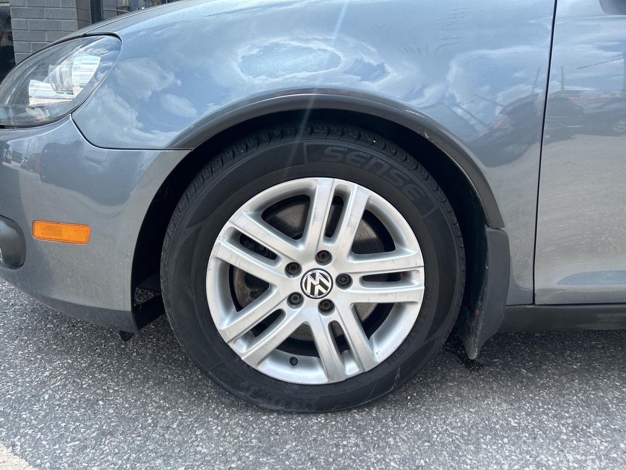 2011 Volkswagen Golf Wagon 4dr TDI DSG Highline   TDI SAVE ON FUEL Photo