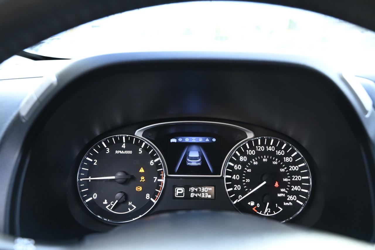 2014 Nissan Pathfinder PLATINUM PKG /AS-IS SPECIAL YOU SAFETY YOU SAVE! Photo