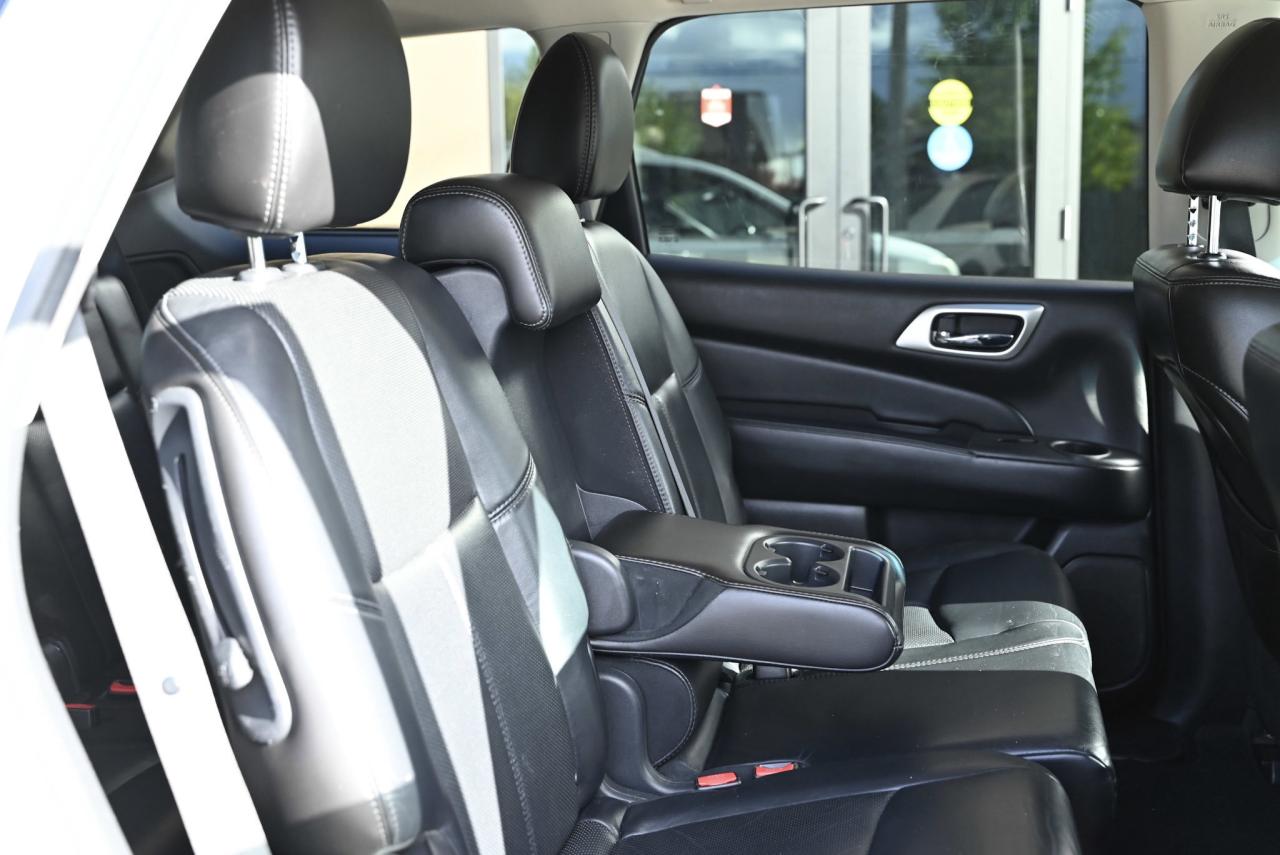 2014 Nissan Pathfinder PLATINUM PKG /AS-IS SPECIAL YOU SAFETY YOU SAVE! Photo