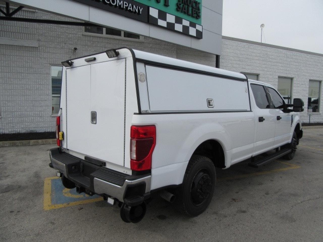 2020 Ford F-350 CREW CAB 4X4 HI-RAIL PACKAGE 8FT BOX Photo