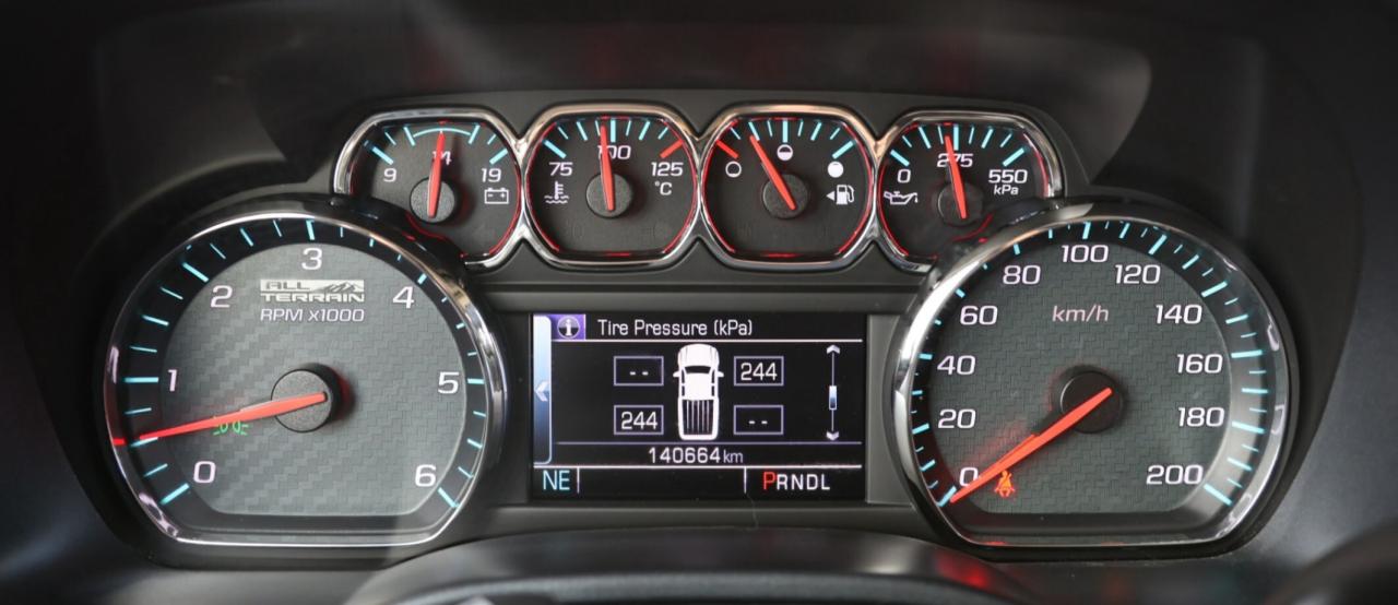 2018 GMC Sierra 1500 SLT-ALLTERRAIN-4WD/CREW CAB/NAV/LEATHER/SUNROOF/BL Photo