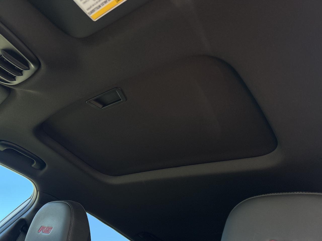 2024 Chevrolet Trax RS, CLEAN CARFAX, REMOTE START, SUNROOF, LEATHER! Photo