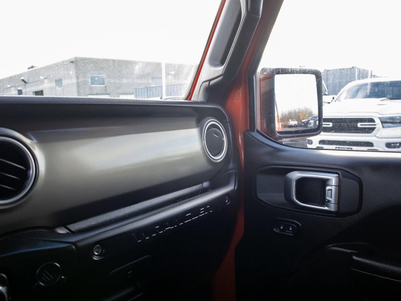 2018 Jeep WRANGLER UNLIMITED Rubicon- Removable Roof Photo