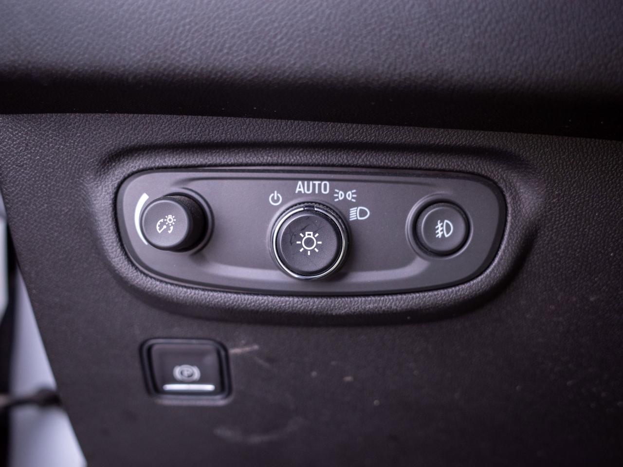 2022 GMC Terrain AT4 - Front Collision Warning Remote Engine Start Photo