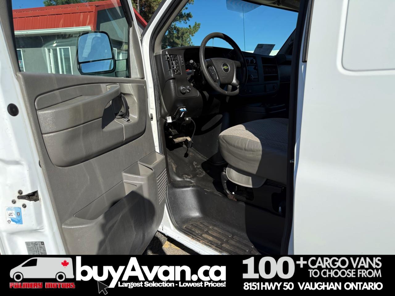 2015 GMC Savana Cargo Van 2500 + Divider Photo