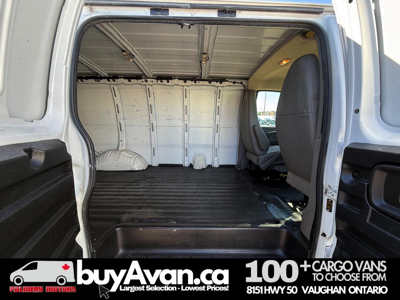 2015 GMC Savana Cargo Van 2500 + Divider Photo