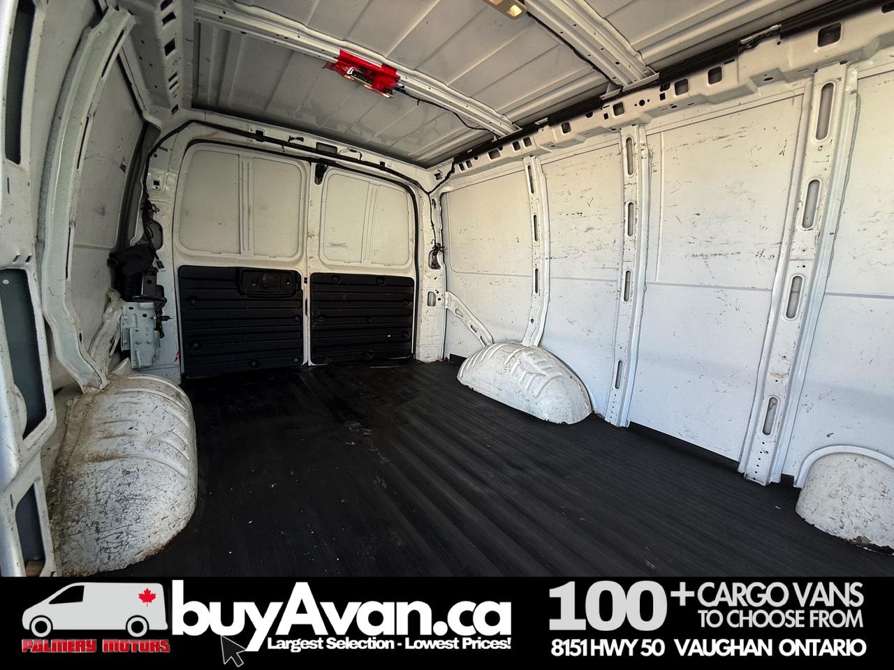 2015 GMC Savana Cargo Van 2500 + Divider Photo