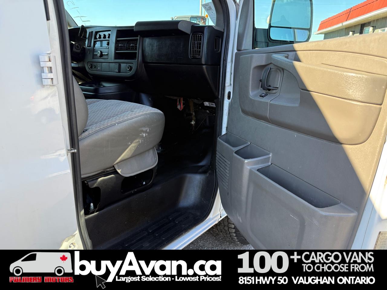 2015 GMC Savana Cargo Van 2500 + Divider Photo
