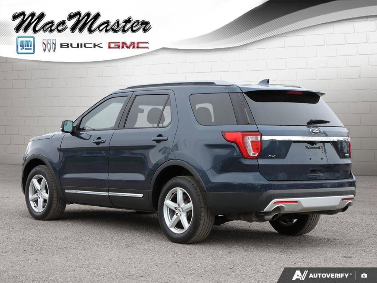 2017 Ford Explorer XLTXLT, V6, 4WD, NAV, ROOF, HEATED CLOTH, AS-TRADE Photo