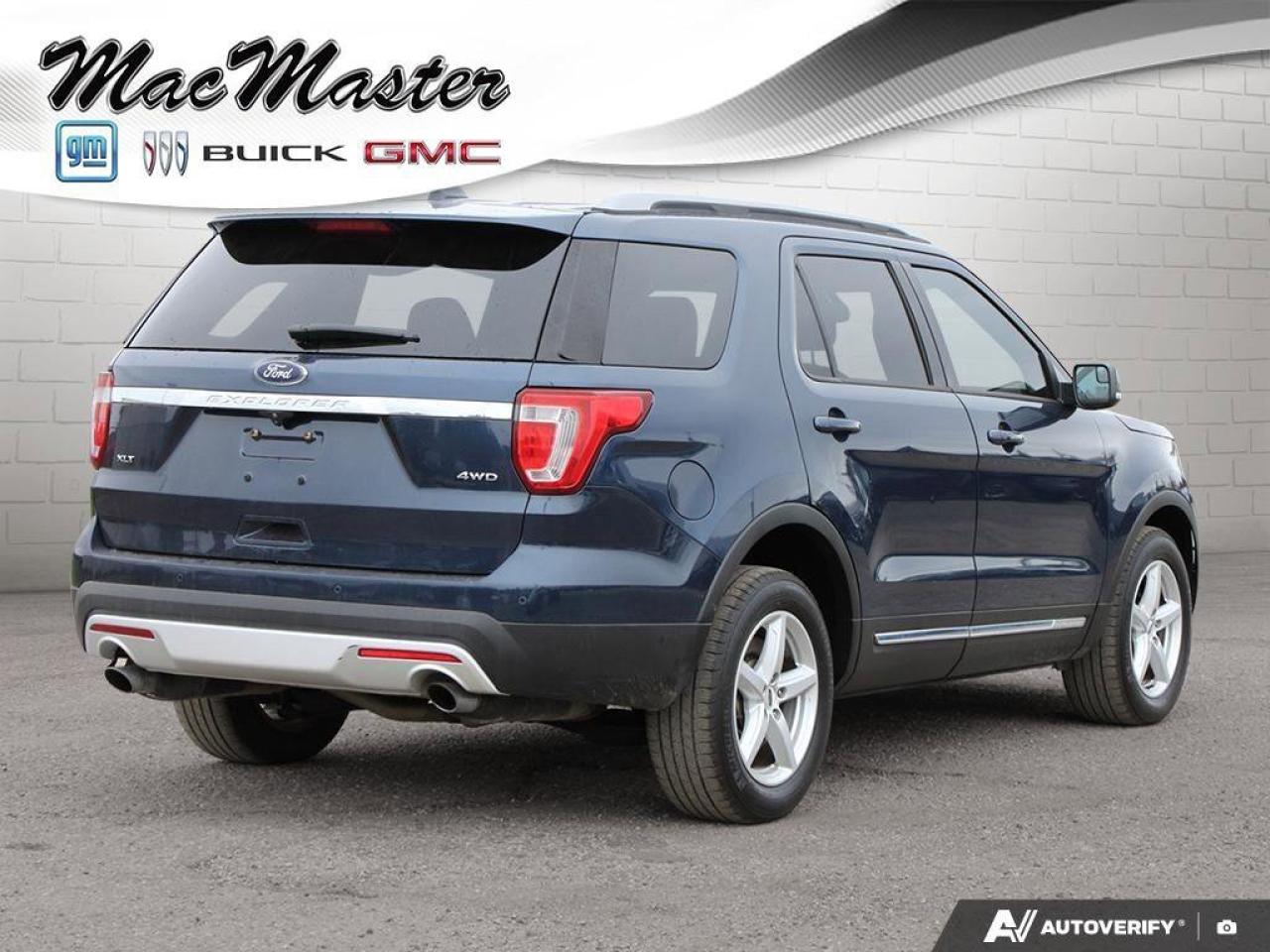 2017 Ford Explorer XLTXLT, V6, 4WD, NAV, ROOF, HEATED CLOTH, AS-TRADE Photo