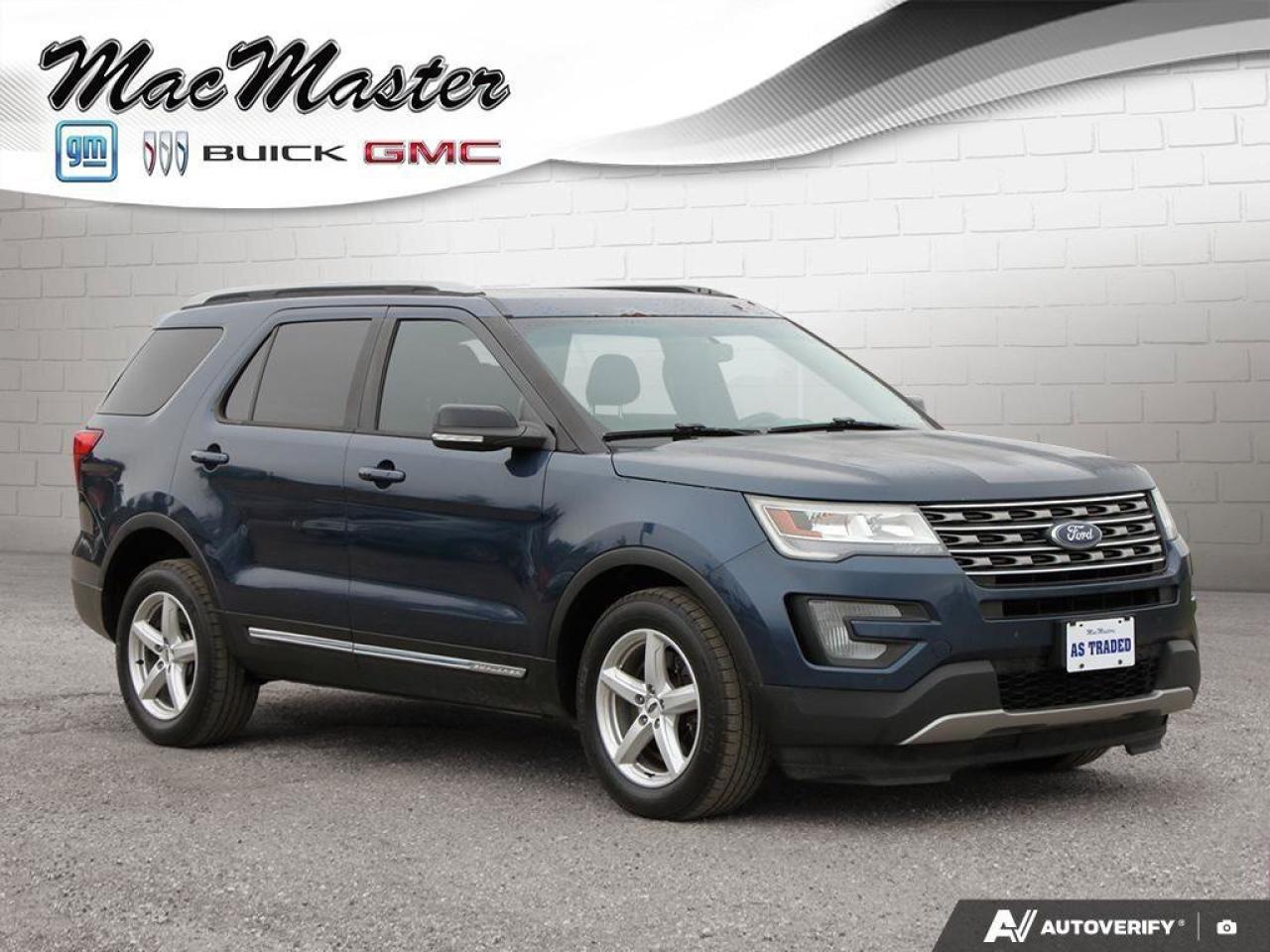 2017 Ford Explorer XLTXLT, V6, 4WD, NAV, ROOF, HEATED CLOTH, AS-TRADE Photo