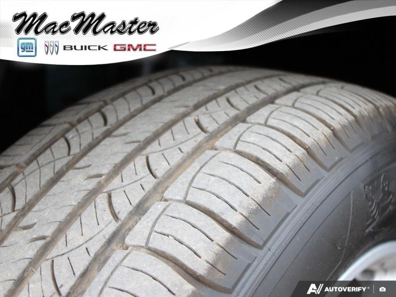 2017 Ford Explorer XLTXLT, V6, 4WD, NAV, ROOF, HEATED CLOTH, AS-TRADE Photo