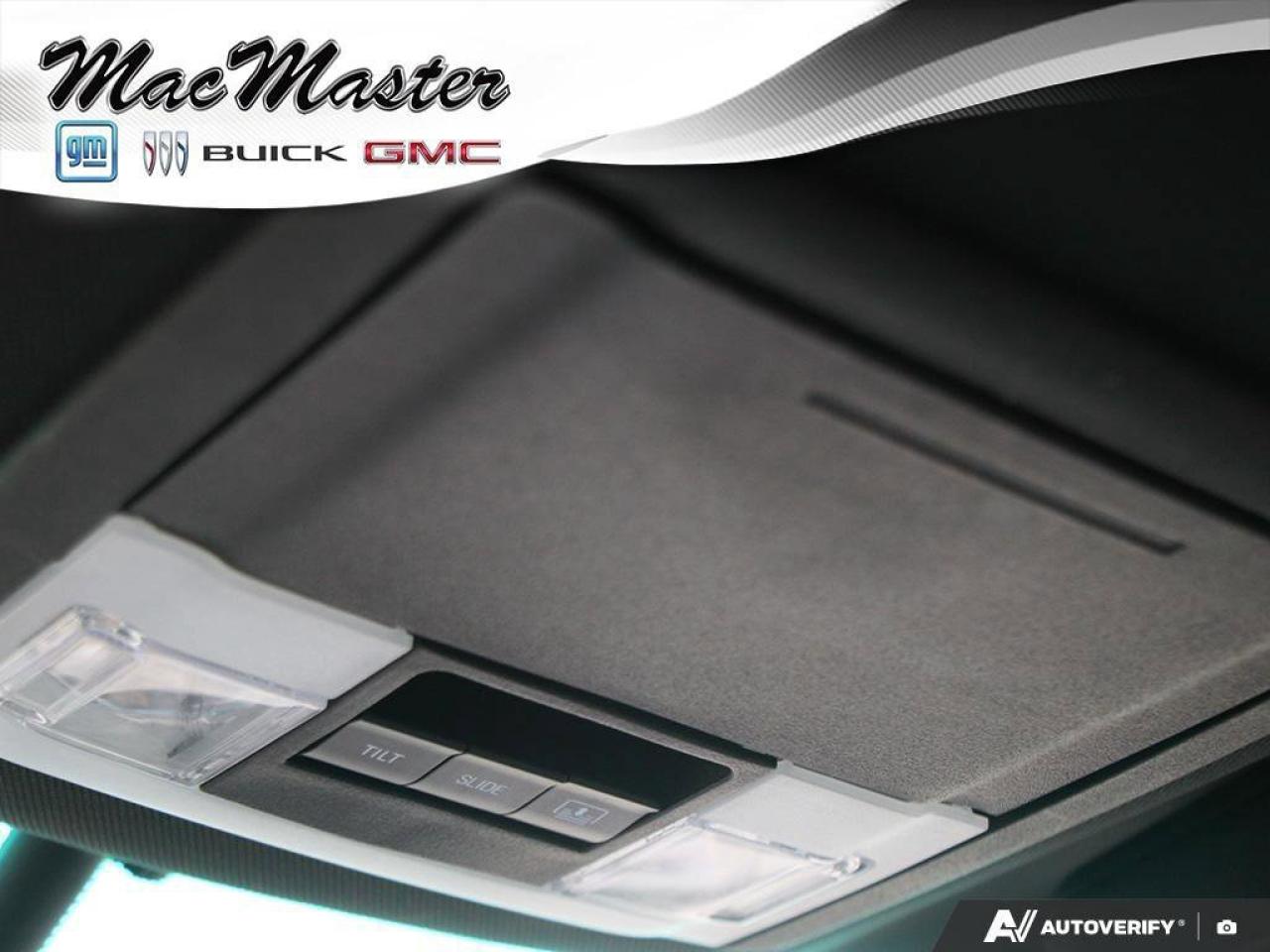 2017 Ford Explorer XLTXLT, V6, 4WD, NAV, ROOF, HEATED CLOTH, AS-TRADE Photo